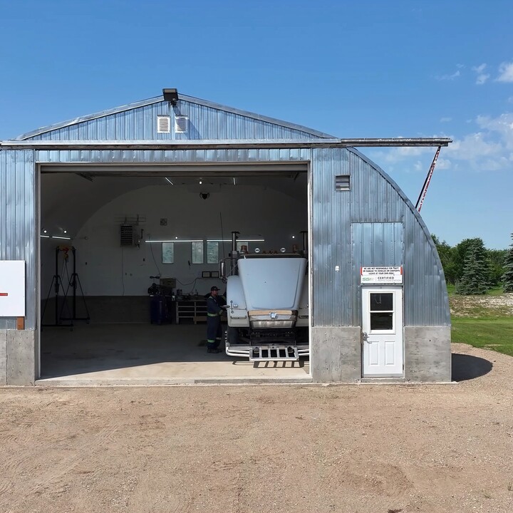 Truck and Mechanic Shop Truck Repairs